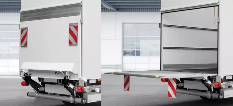 Red White Reflective Tail Lift Flags 2 Red White Reflective Tail Lift Flags 2